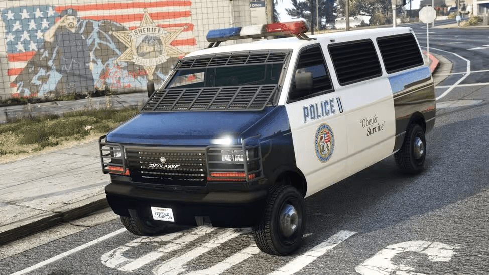 Declasse Police Transporter